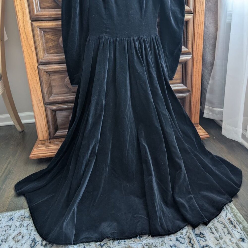 Vintage Laura Ashley Black Velvet Dress Puff Sleeves Size USA 6 / UK 8 / EUR 34 - Picture 4 of 17